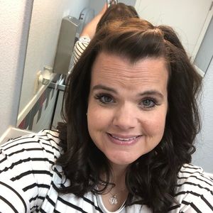 Meet your Posher, Stacy